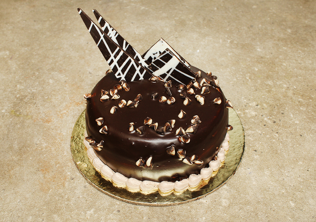 Easy Chocolate Mousse Cake Recipe